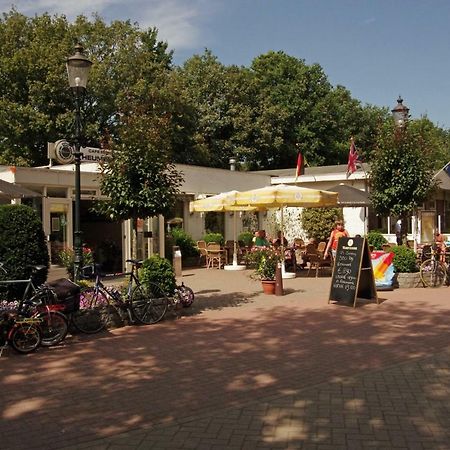 Recreatiecentrum Heumens Bos Esterno foto